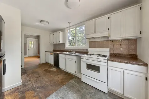 3 2nd Street SW Faribault MN 55021