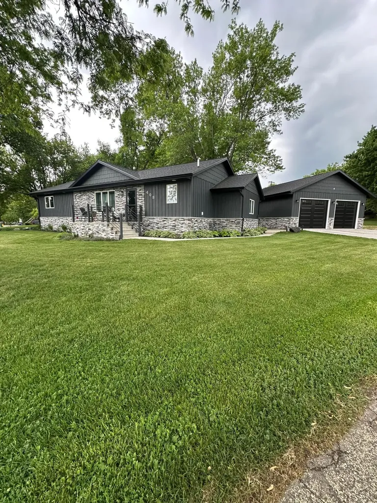 408 N Main Street Hendricks MN 56136