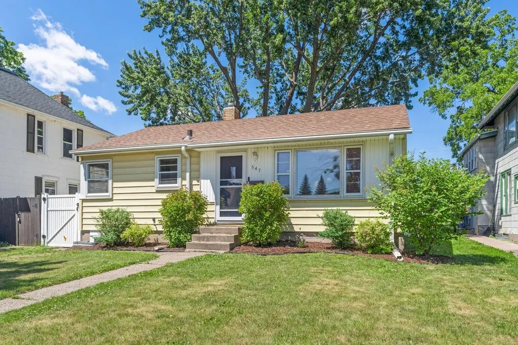 547 11th Avenue N South Saint Paul MN 55075