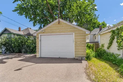 547 11th Avenue N South Saint Paul MN 55075
