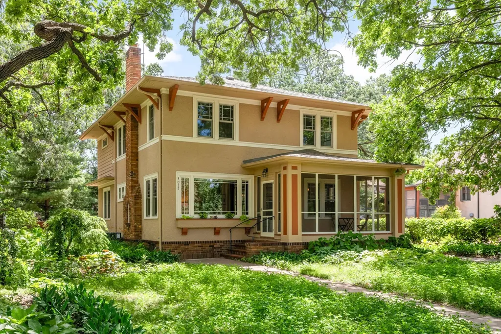 3015 E Minnehaha Parkway Minneapolis MN 55417