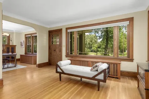 3015 E Minnehaha Parkway Minneapolis MN 55417
