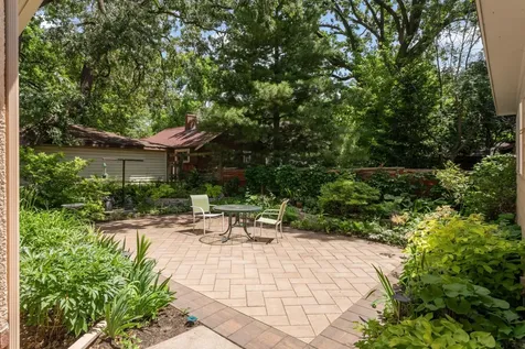 3015 E Minnehaha Parkway Minneapolis MN 55417