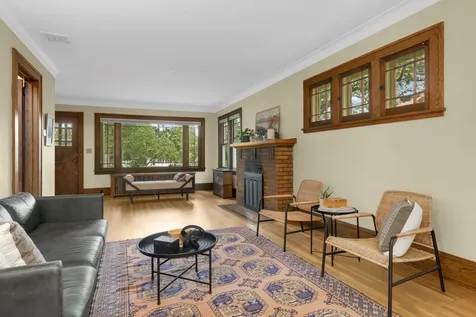 3015 E Minnehaha Parkway Minneapolis MN 55417