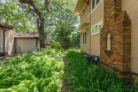 3015 E Minnehaha Parkway Minneapolis MN 55417
