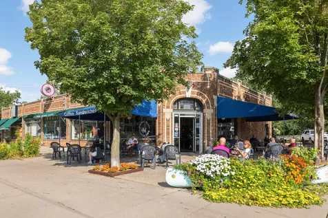 3015 E Minnehaha Parkway Minneapolis MN 55417