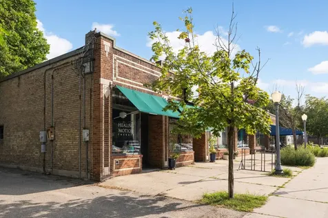 3015 E Minnehaha Parkway Minneapolis MN 55417