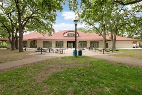 3015 E Minnehaha Parkway Minneapolis MN 55417