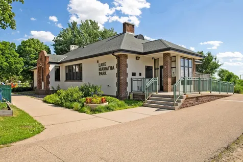 3015 E Minnehaha Parkway Minneapolis MN 55417