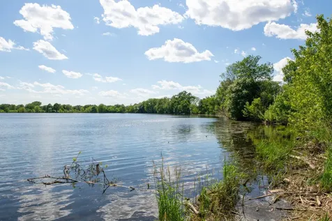 3015 E Minnehaha Parkway Minneapolis MN 55417
