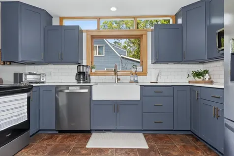 323 NW 11th Street Grand Rapids MN 55744