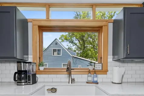 323 NW 11th Street Grand Rapids MN 55744