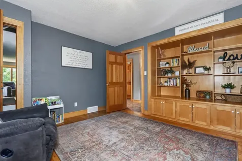 323 NW 11th Street Grand Rapids MN 55744