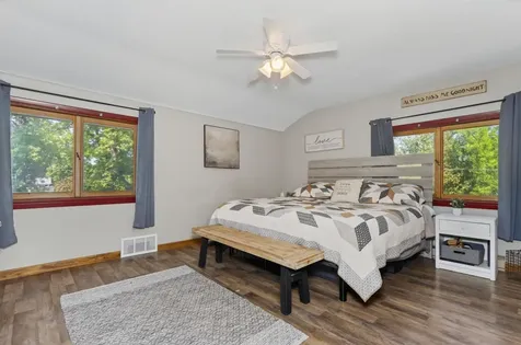 323 NW 11th Street Grand Rapids MN 55744