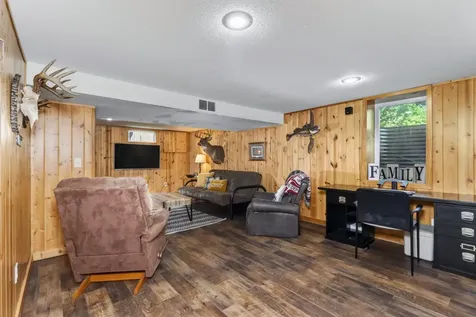 323 NW 11th Street Grand Rapids MN 55744