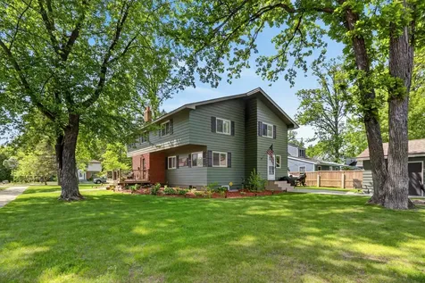 323 NW 11th Street Grand Rapids MN 55744