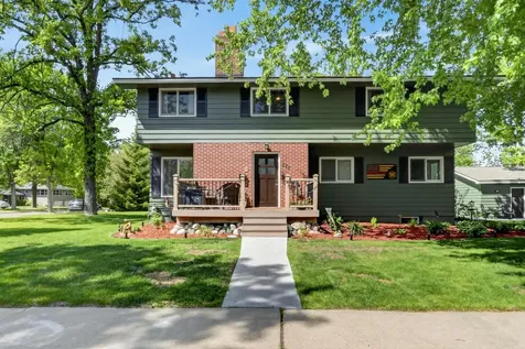 323 NW 11th Street Grand Rapids MN 55744