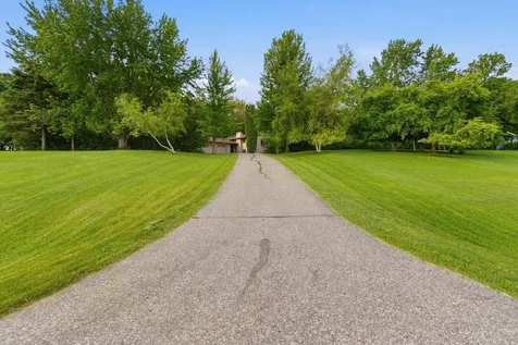 1309 Horseshoe Drive Willmar MN 56201