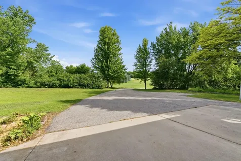 1309 Horseshoe Drive Willmar MN 56201