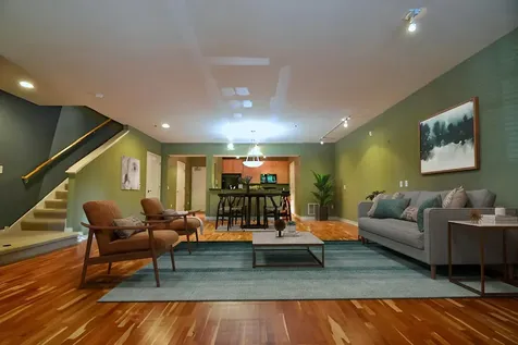232 8th Street E Saint Paul MN 55101