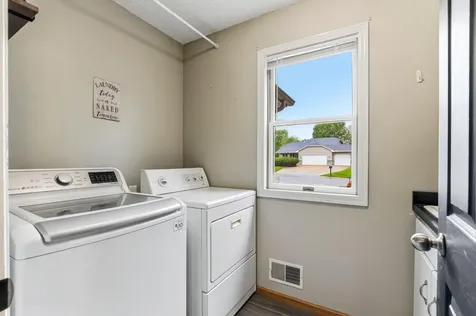 1219 15th Street SE Forest Lake MN 55025