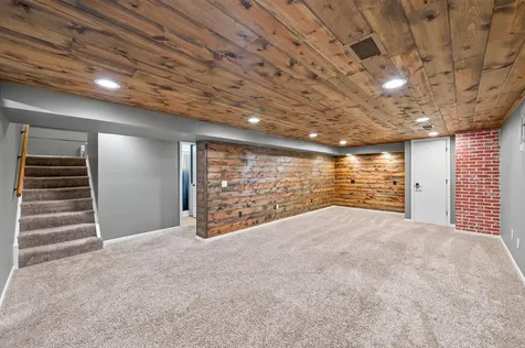 8000 Aster Drive N Brooklyn Park MN 55428