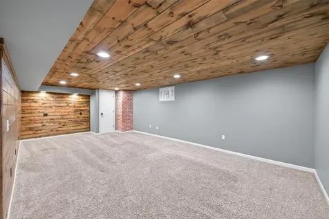 8000 Aster Drive N Brooklyn Park MN 55428