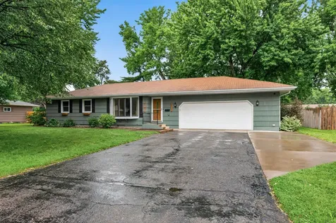 8000 Aster Drive N Brooklyn Park MN 55428