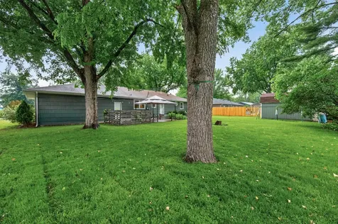 8000 Aster Drive N Brooklyn Park MN 55428