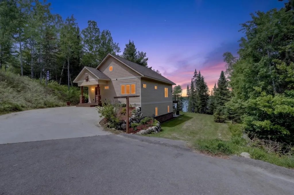 36413 Shoreview Drive Grand Rapids MN 55744