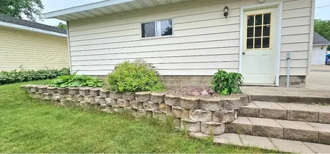 505 E 3rd Street Morris MN 56267