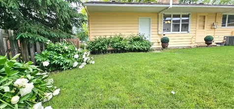 505 E 3rd Street Morris MN 56267