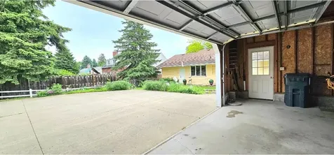 505 E 3rd Street Morris MN 56267