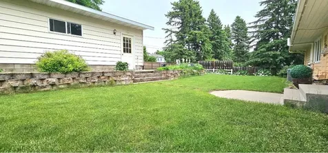 505 E 3rd Street Morris MN 56267