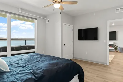 907 N Lakeshore Drive Lake City MN 55041
