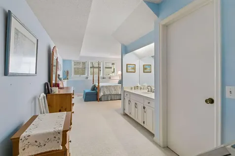 8091 Kentucky Circle Bloomington MN 55438