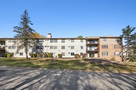 10311 Cedar Lake Road Minnetonka MN 55305