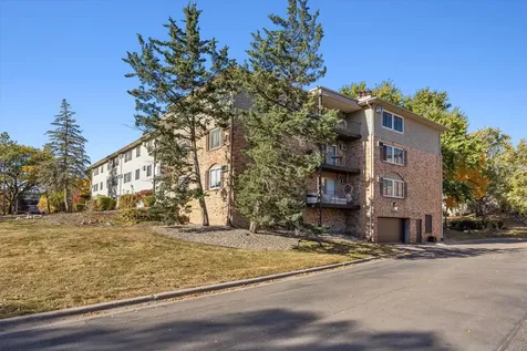 10311 Cedar Lake Road Minnetonka MN 55305
