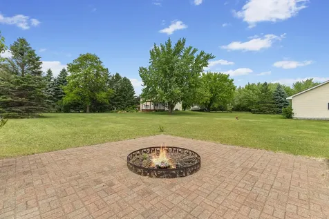 11811 139th Avenue N Dayton MN 55327