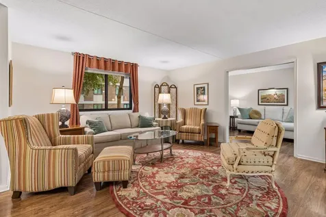 7200 York Avenue S Edina MN 55435