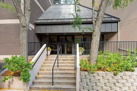 7200 York Avenue S Edina MN 55435
