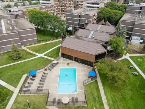 7200 York Avenue S Edina MN 55435