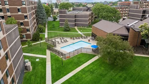 7200 York Avenue S Edina MN 55435