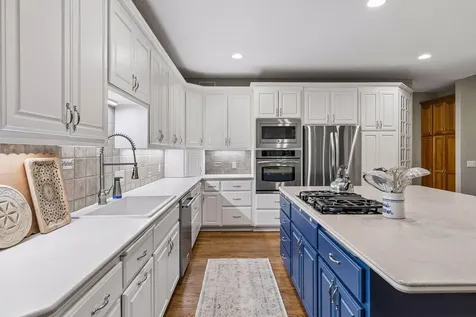 18023 Jay Court Lakeville MN 55044