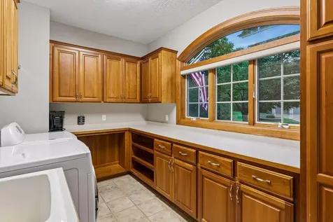 18023 Jay Court Lakeville MN 55044