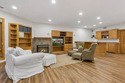 18023 Jay Court Lakeville MN 55044