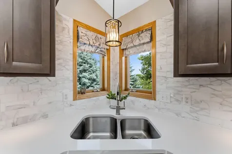 8649 Alisa Lane Chanhassen MN 55317