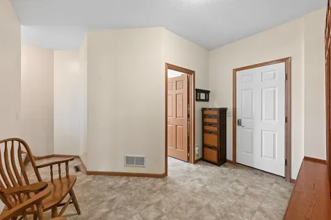 2201 Saddlebrook Road Buffalo MN 55313