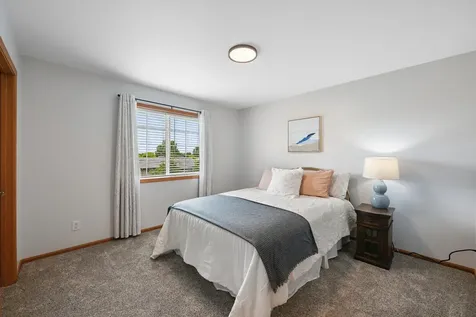2201 Saddlebrook Road Buffalo MN 55313