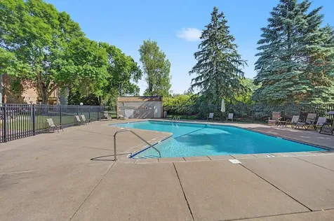 4045 Hodgson Road Shoreview MN 55126